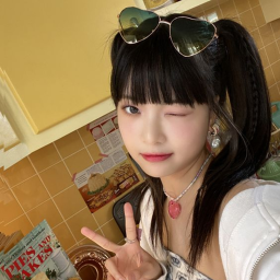 ˚ ♡ ｡˚
