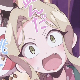 ✰