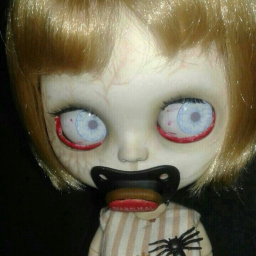 ❀