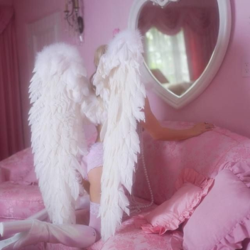 PInk room