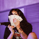 $tunna Queenšひ