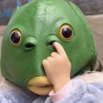 嘿＞:)