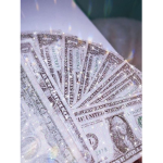 .+*KA$HH OUTT*+.