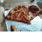 S-u-p-e-r-o-w-a pizza