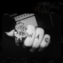 ✮