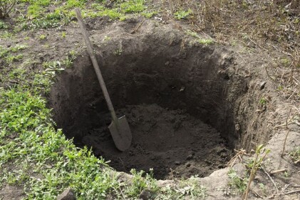 jump into hole simulator