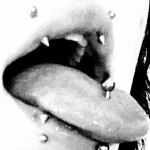 ཐི༻♱༺ཋྀ