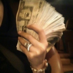 moneyluvrr