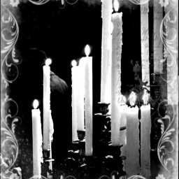 ♔