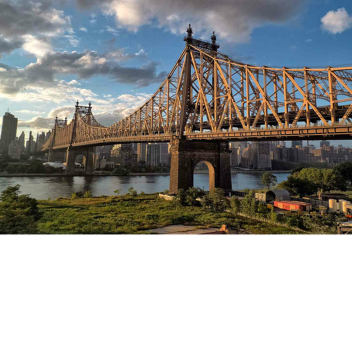 POV: You're an IRL Streamer on the Bridge in NYC