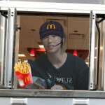 EAT IN A GIANT KDONALDS