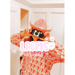— Lacey's boutique—