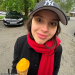 {Olivia Rodrigo:)