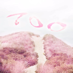 700