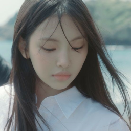 ‧.°.