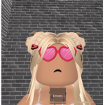 audia eats apples