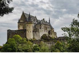 Castle of Artifacts