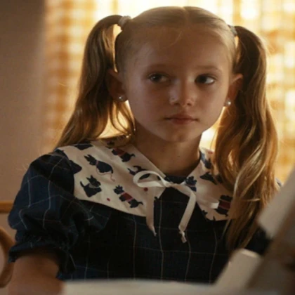 Holly Stranger Things