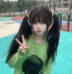 sknnygrls