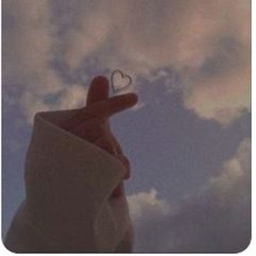 <3