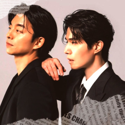 "𝐓𝐡𝐞 𝐦𝐨𝐨𝐧 𝐢𝐬 𝐩𝐫𝐞𝐭𝐭𝐲,
