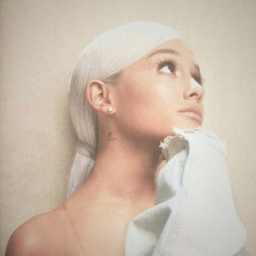 ariana grande