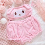 Arie closet