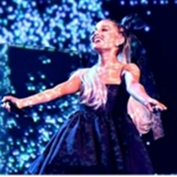 Ariana Grande ♡