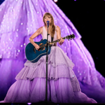 Taylor Swift fan (Swiftie)!!