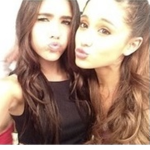 Ariana Grande stans <3