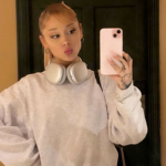Ariana Grande ୨୧