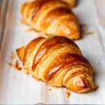 croissant hangout