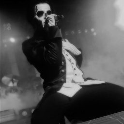 ღ