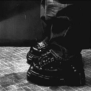 🖤