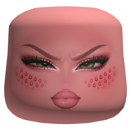 Strawberry Glare Baddie Makeup
