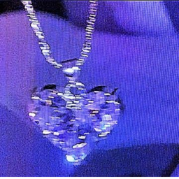 <3