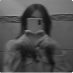 ◡