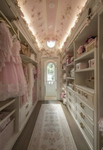 *Ellie’s boutique*