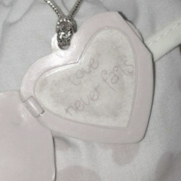♥