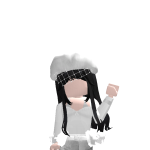 @helloysa_roblox