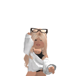 @elliew1llms