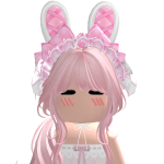 @AdorablyNaomii