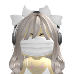@DarielaM144