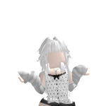 @mynameisnichaa