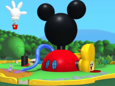 Mickey Mouse Clubhouse - Roblox